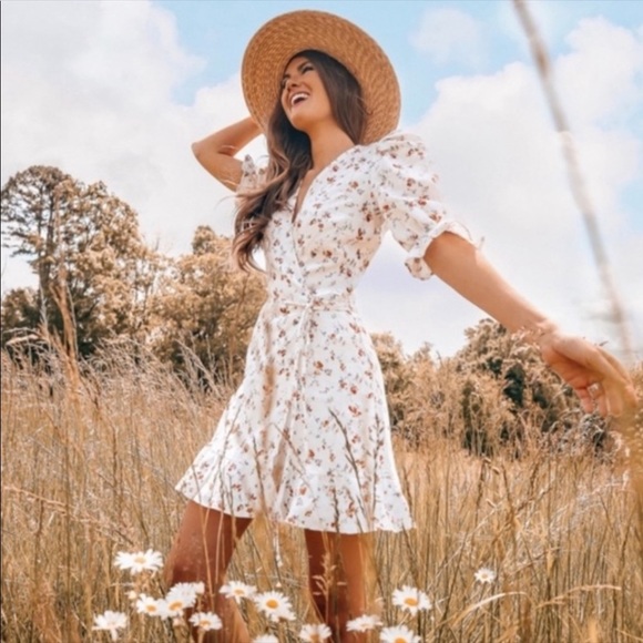 REFORMATION Carmelo Gabrielle Linen Floral Wrap Mini Dress - Picture 8 of 16